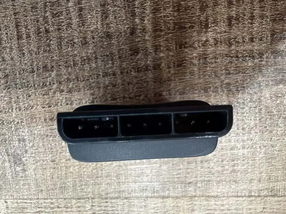 Logitech PlayStation 2 Cordless Action Controller Model G-X2D11 with Dongle